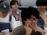 چرا ژاپنی‌ها به کلاس آموزش لبخند می‌روند؟