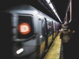 برخورد هولناک قطار مترو با یک مسافر