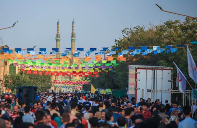 برگزاری مهمانی کیلومتری شهر غدیر در یزد