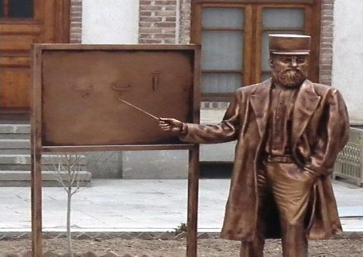 پدر مدارس نوین ایران