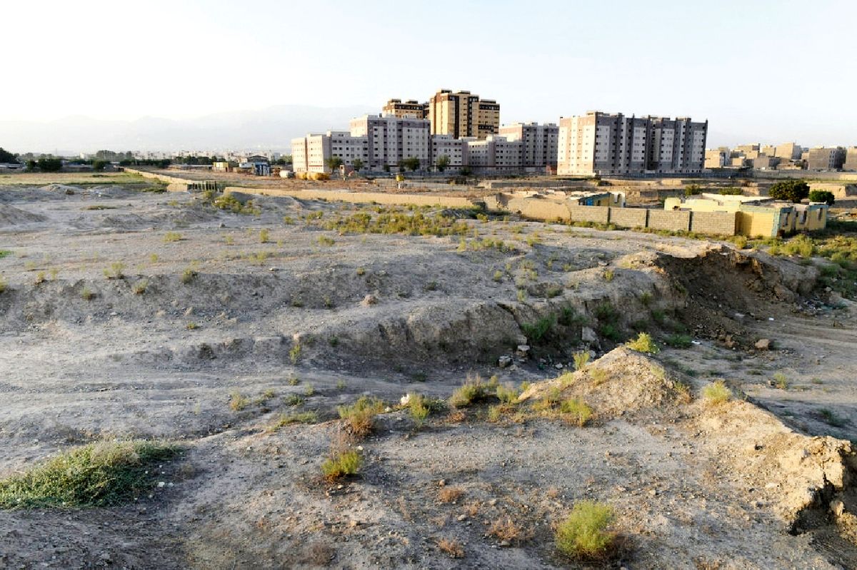 احتکار زمین