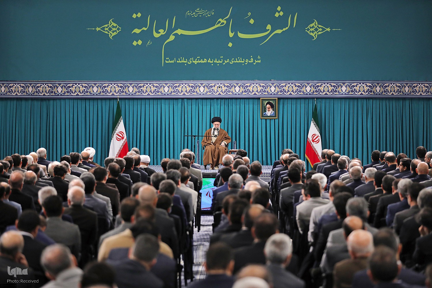 آیت‌الله خامنه‌ای
