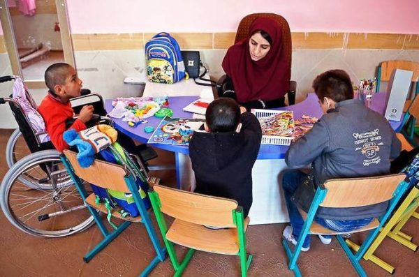 جذب بیش از ۲ هزار نیروی متخصص توانبخشی در آموزش و پرورش استثنایی