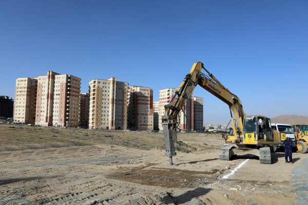 راه نجات مسکن از دل واگذاری زمین می‌گذرد