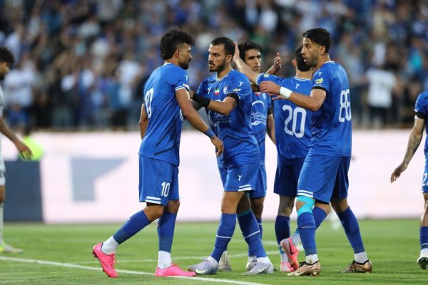 پیروزی استقلال با ۵ گل مقابل آلومینیوم
