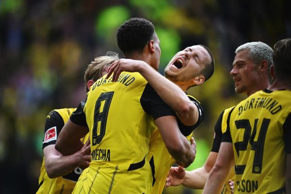 دورتموند در دقیقه ۹۰ سهمیه لیگ قهرمانان گرفت؛ پیروزی پُرگل قهرمان