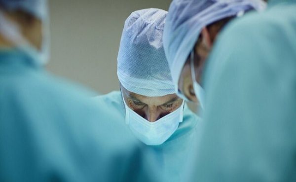 باج‌گیری در لباس پزشکی؛ زیرمیزی‌های میلیاردی در پایتخت