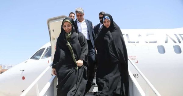 سفر خانوادگی وزیر راه و شهرسازی به کیش قبل از برکناری ؟