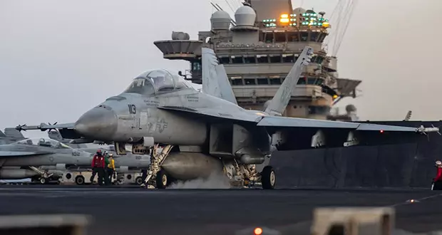 ناو ترومن در بحران ؛ دومین جنگنده F/A-18 آمریکا در دریای سرخ سقوط کرد