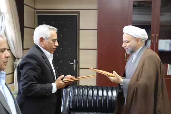 امضای تفاهم نامه همکاری دادگستری استان و دانشگاه یزد