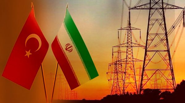 تناقض خاموشی‌ها با صادرات برق ایران، وزارت نیرو چه می‌کند؟