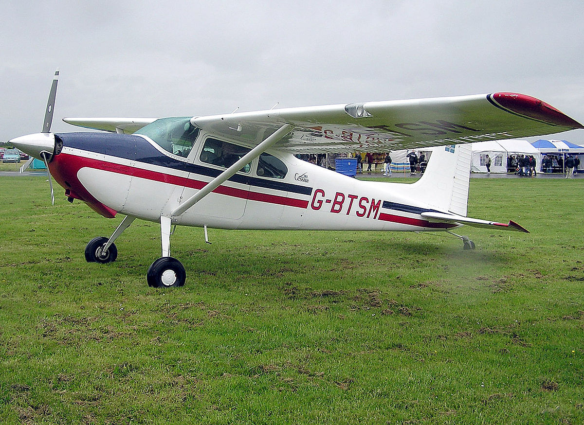 1200px Cessna.180a.g btsm.arp