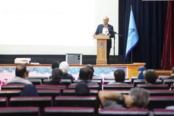 نخستین نشست تخصصی توسعه ساخت داخل در آبادان با هدف حمایت از بومی سازی تجهیزات صنعت نفت برگزار شد