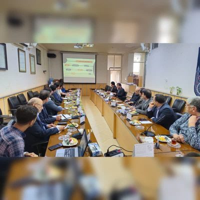 باحضور مدیرکل ورزش و جوانان استان، نشست هیأت ورزش های آبی استان یزد برگزار شد