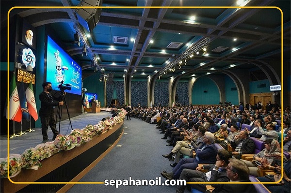 نفت سپاهان؛ ستاره درخشان آیین تجلیل از صادرکنندگان نمونه استان اصفهان 1 1