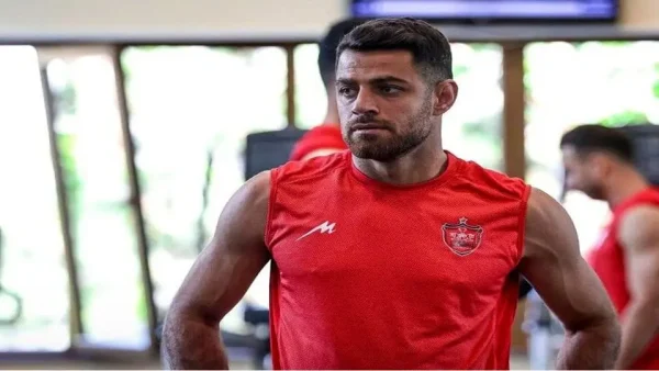 پورعلی‌گنجی مشکلی برای بازی با شمس آذر ندارد