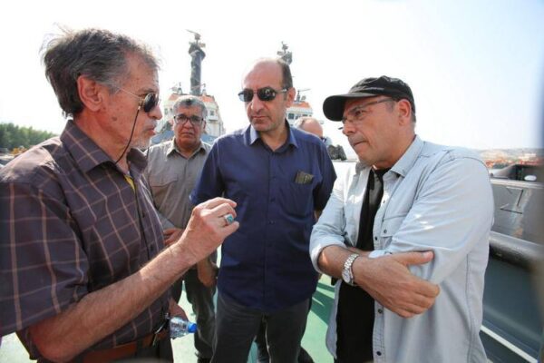 مدیرعامل پتروشیمی خارک عزادار شد 1 2 3