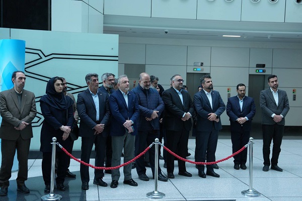 عرضه اولیه «ثپهران» توسط بانک صادرات ایران؛ تخصیص ۸۶۶ سهم به بیش از ۱.۲ میلیون کد معاملاتی 2 2 2